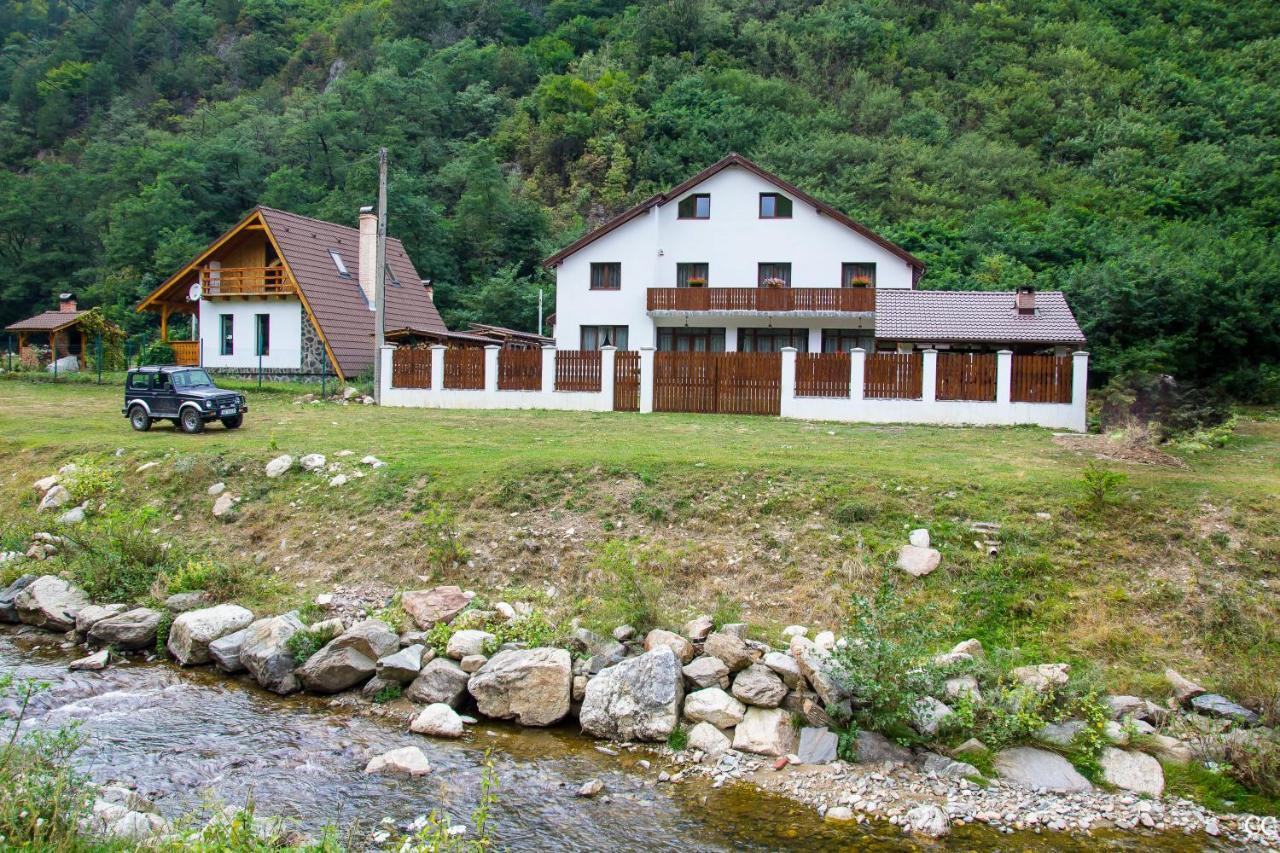 Hotel Popasul Junilor Gura Rîului Exteriér fotografie